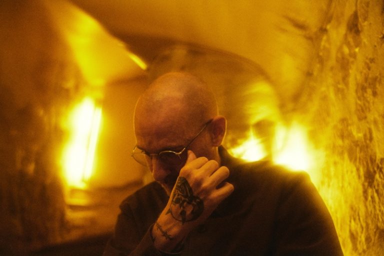 Producer Rose Noir excites fans with ‘Modele V’