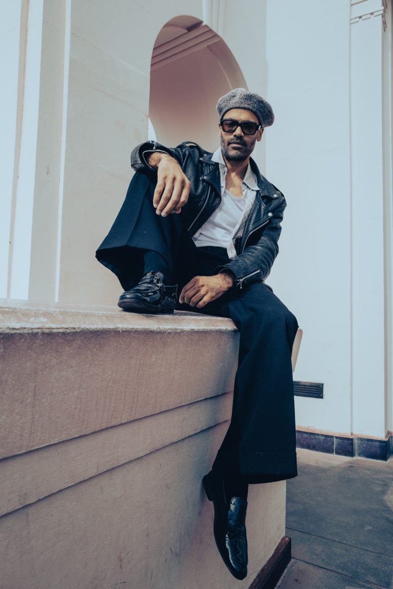 Poignant powerhouse Alain Clark unveils new single ‘Pressed Out Emotions’￼