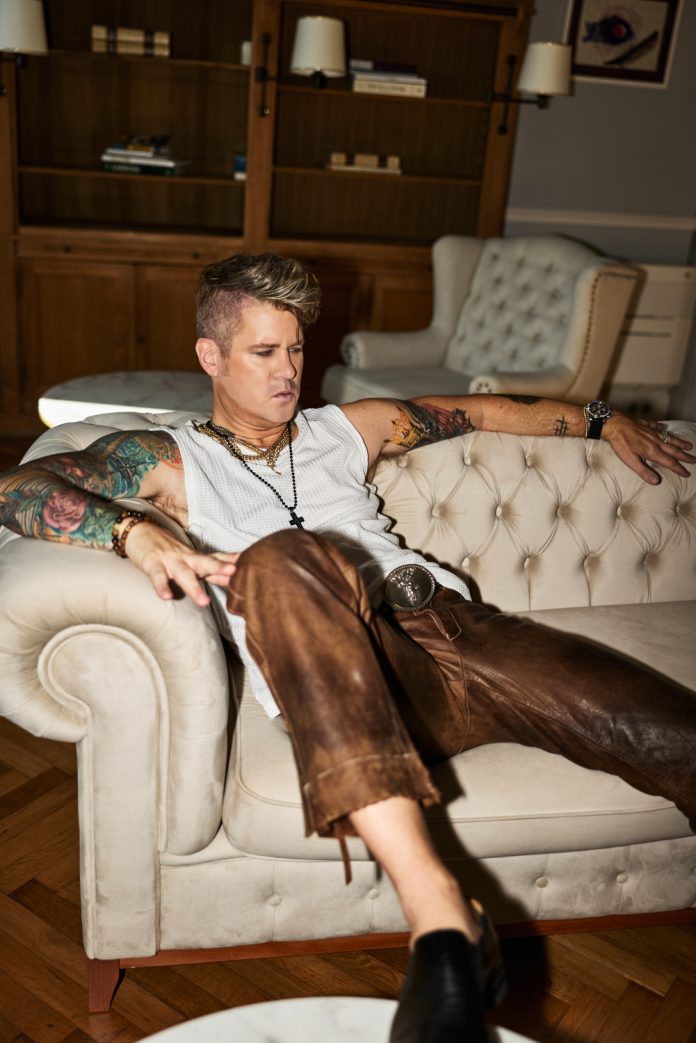 Jairic_n=40_@Kristina Stets_@1001x1500